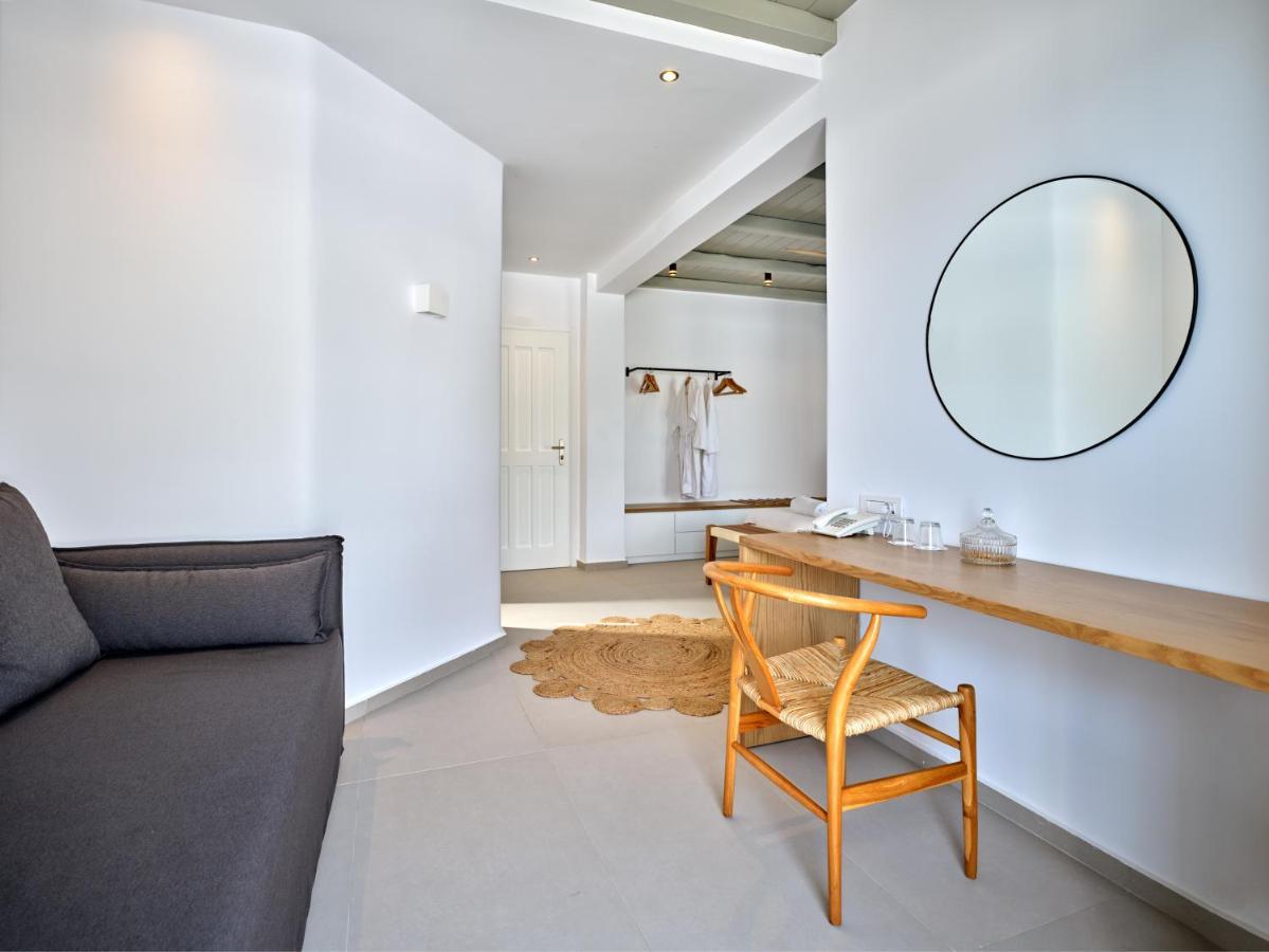 Parian Village Beach Hotel - Adults Only Páros 외부 사진