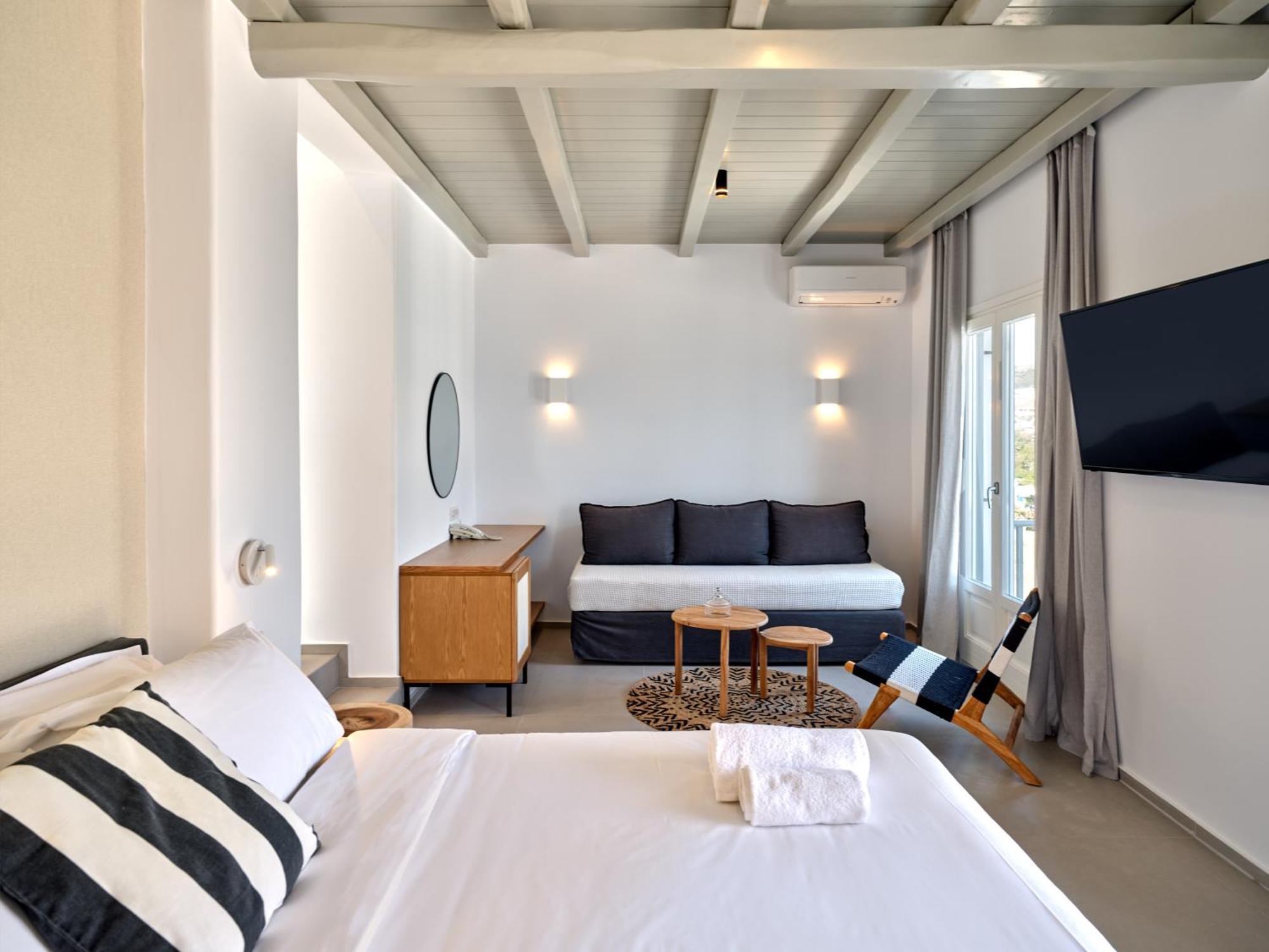 Parian Village Beach Hotel - Adults Only Páros 객실 사진